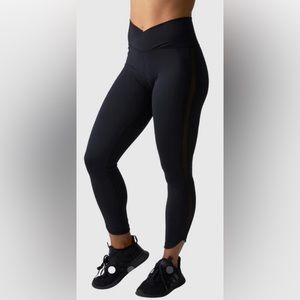 Born Primitive integrity leggings